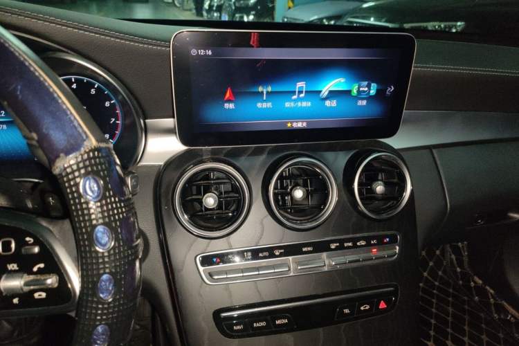 Used Mercedes-Benz C-Class 2019 Restyled C 260 L Sport Edition Audio And AC Panel
