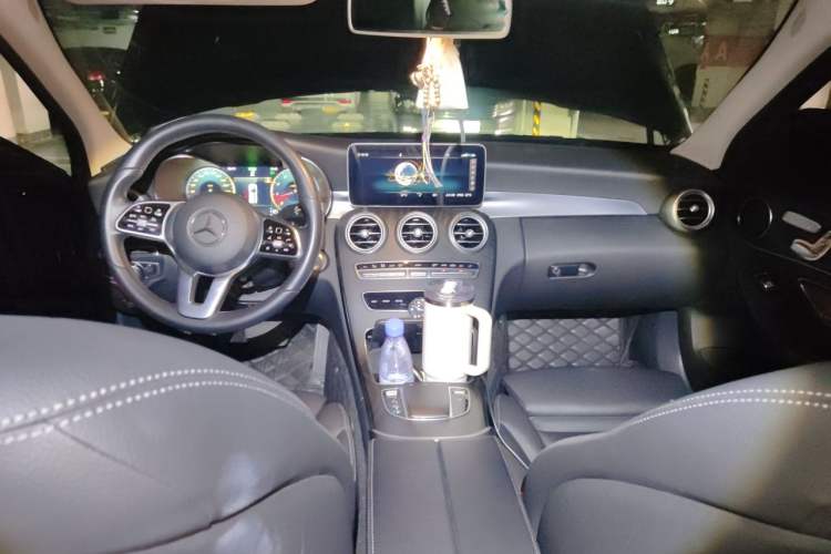 Used Mercedes-Benz C-Class 2019 C 260 Estate Center Console
