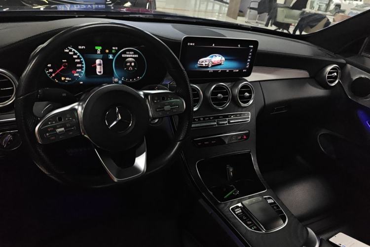 Used Mercedes-Benz C-Class 2019 C 260 Coupe Center Console