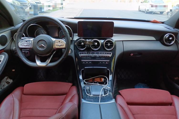 Used Mercedes-Benz C-Class 2019 C 260 Sport Edition Center Console