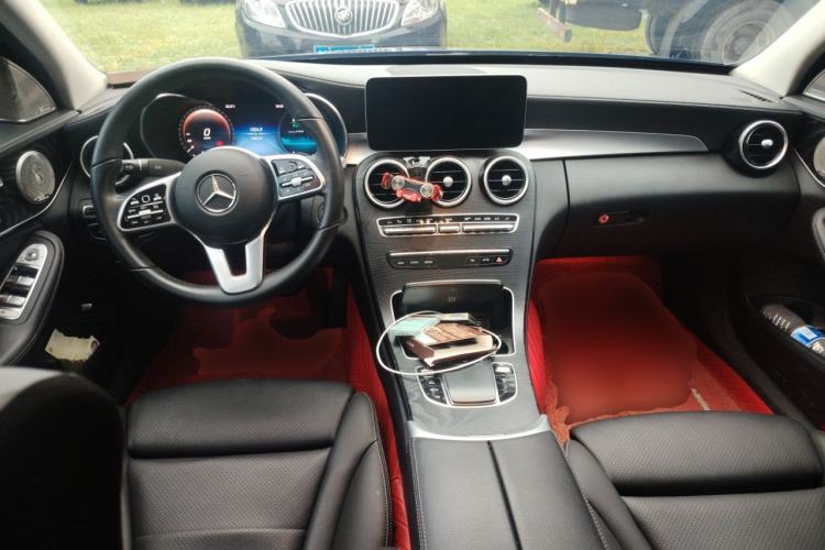 Used Mercedes-Benz C-Class 2019 Restyled C 260 L Sport Edition Center Console