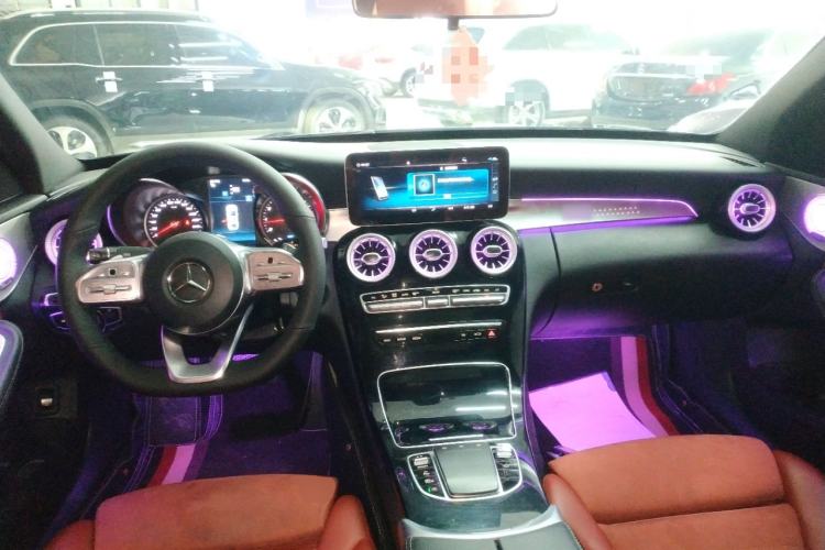 Used Mercedes-Benz C-Class 2019 C 260 Sport Edition Center Console