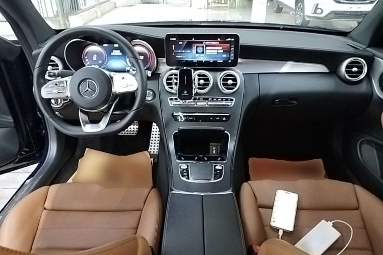 Used Mercedes-Benz C-Class 2019 C 260 Coupe Center Console