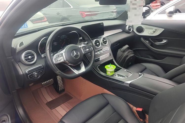 Used Mercedes-Benz C-Class 2019 C 260 Coupe Center Console