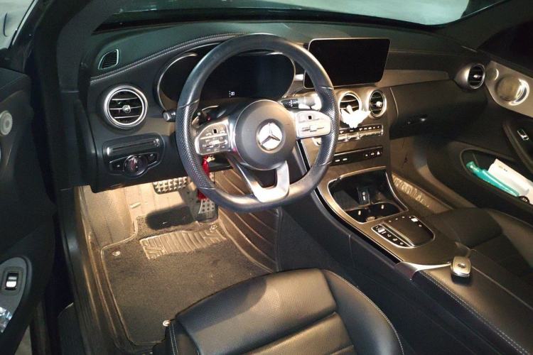 Used Mercedes-Benz C-Class 2019 C 260 Coupe Center Console