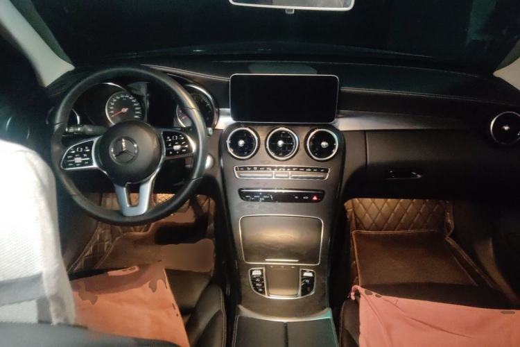 Used Mercedes-Benz C-Class 2019 C 260 L Sport Edition Center Console