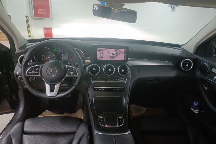 Used Mercedes-Benz C-Class 2019 C 260 L Sport Edition Center Console