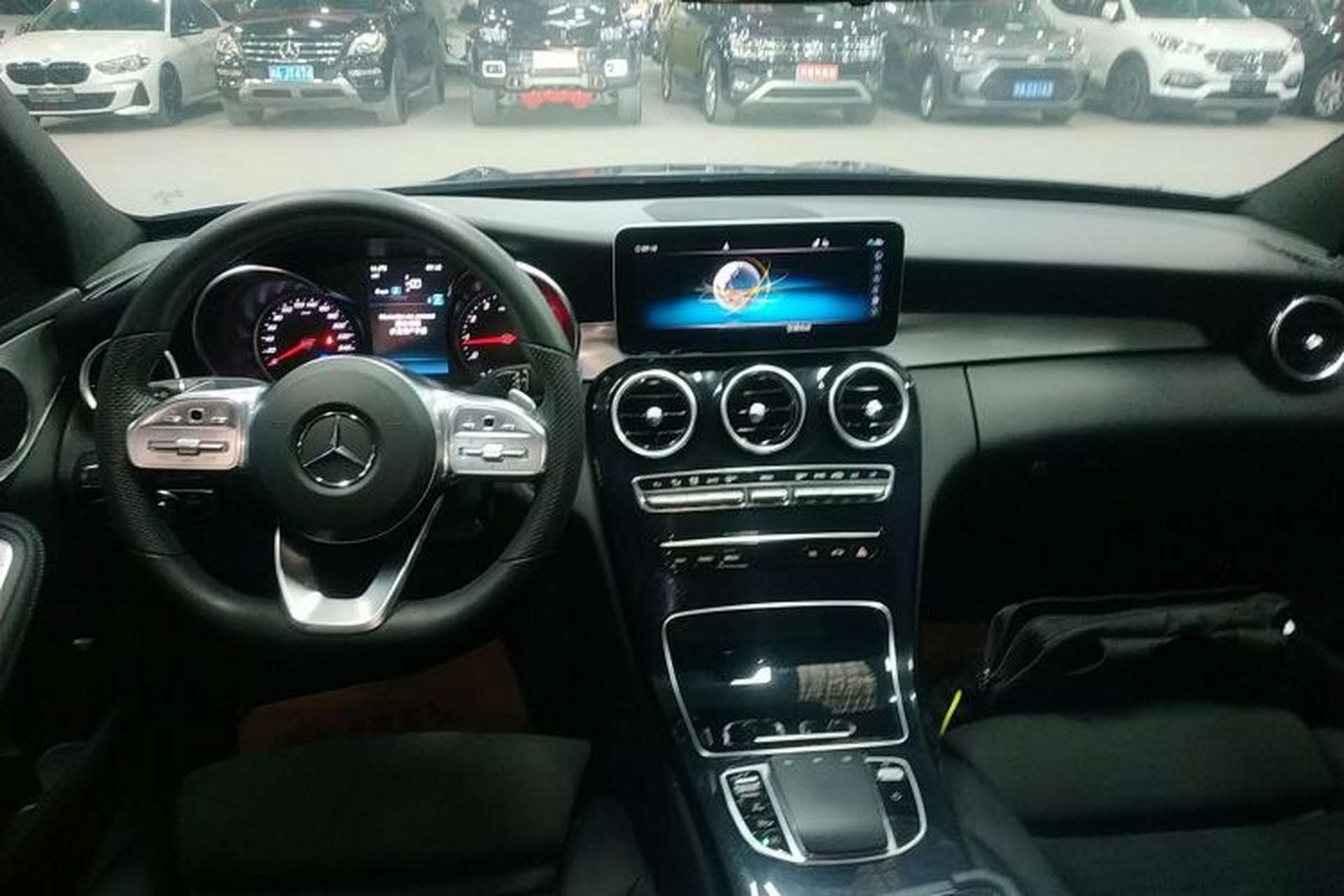 Used Mercedes-Benz C-Class 2019 C 260 Sport Edition Center Console
