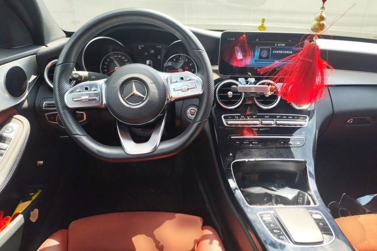 Used Mercedes-Benz C-Class 2019 C 260 Sport Edition Center Console