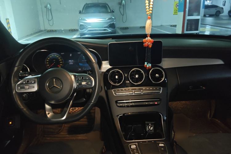 Used Mercedes-Benz C-Class 2019 C 260 Sport Edition Center Console