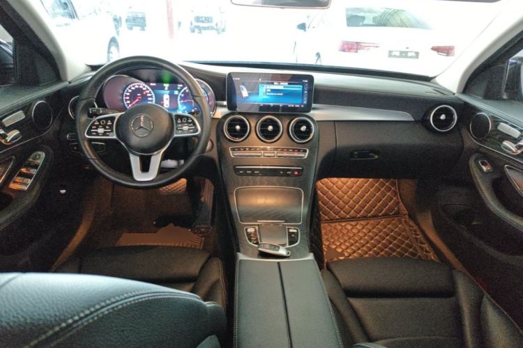 Used Mercedes-Benz C-Class 2019 Restyled C 260 L Sport Edition Center Console