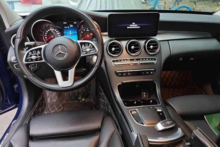 Used Mercedes-Benz C-Class 2019 C 260 L Sport Edition Center Console