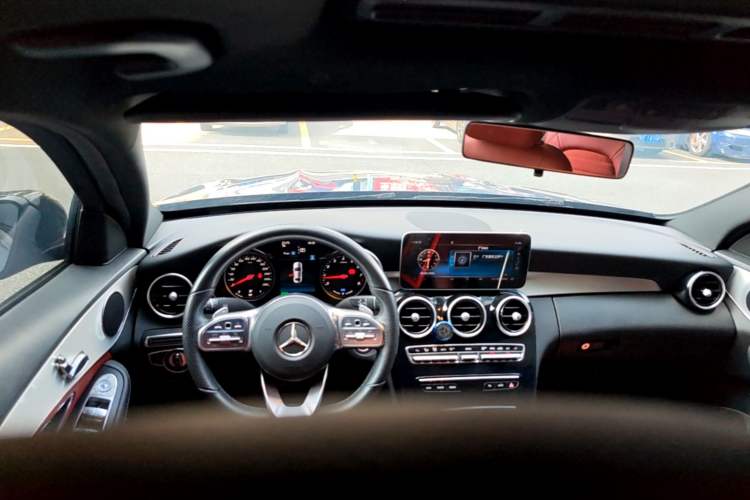 Used Mercedes-Benz C-Class 2019 C 260 Sport Edition Center Console