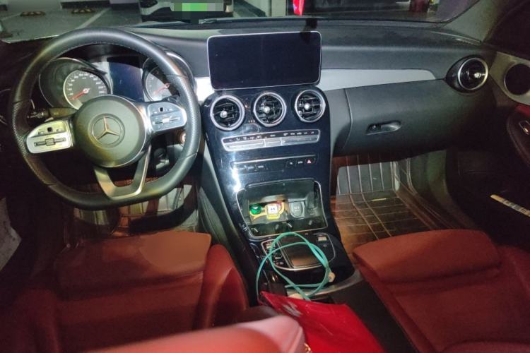 Used Mercedes-Benz C-Class 2019 C 260 Sport Edition Center Console