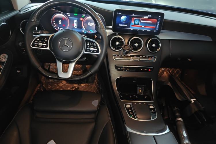 Used Mercedes-Benz C-Class 2019 Restyled C 260 L Sport Edition Center Console