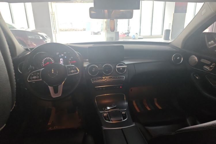 Used Mercedes-Benz C-Class 2019 C 260 L Sport Edition Center Console