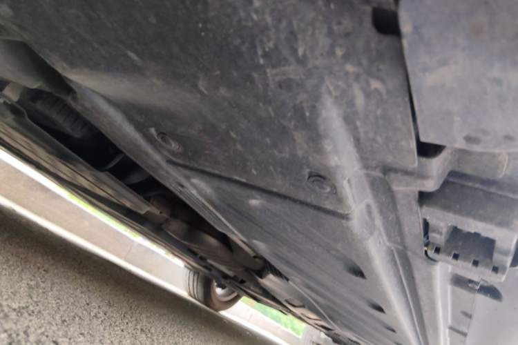 Used Mercedes-Benz C-Class 2019 Restyled C 260 L Sport Edition Chassis Front Left