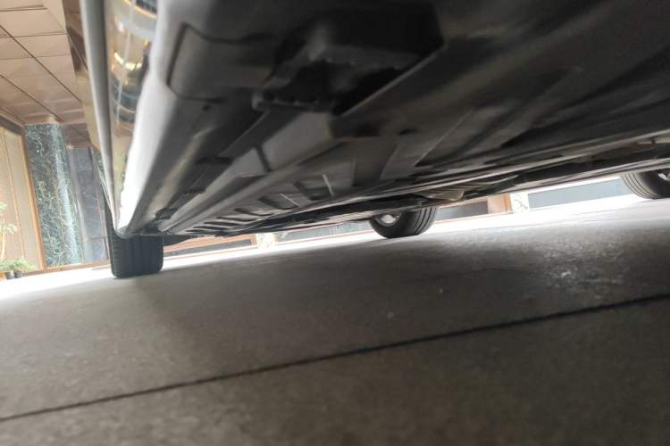Used Mercedes-Benz C-Class 2019 C 260 L Sport Edition Chassis Rear Left