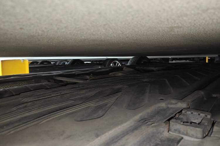 Used Mercedes-Benz C-Class 2019 C 180 L Fashion Edition Sport Version Chassis Rear Left