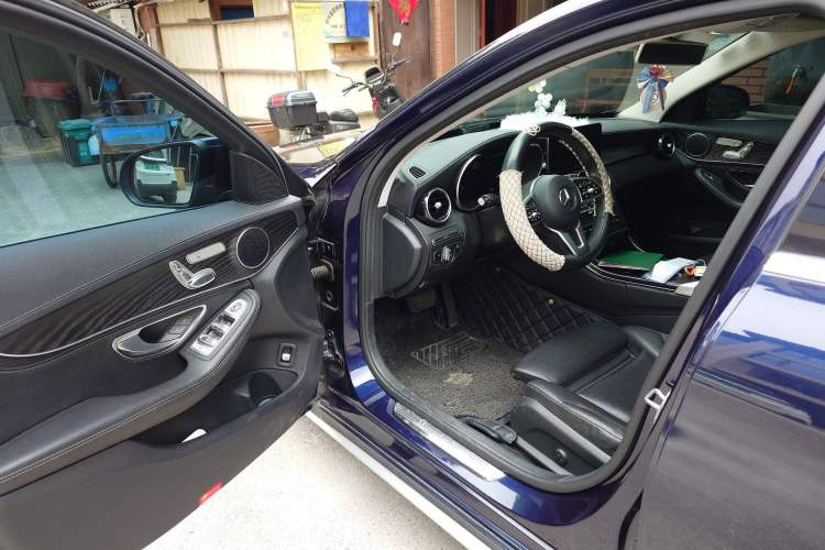 Used Mercedes-Benz C-Class 2019 Restyled C 260 L Sport Edition Driver Seat