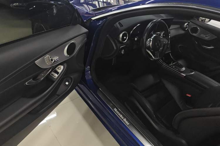 Used Mercedes-Benz C-Class 2019 C 260 Coupe Driver Seat