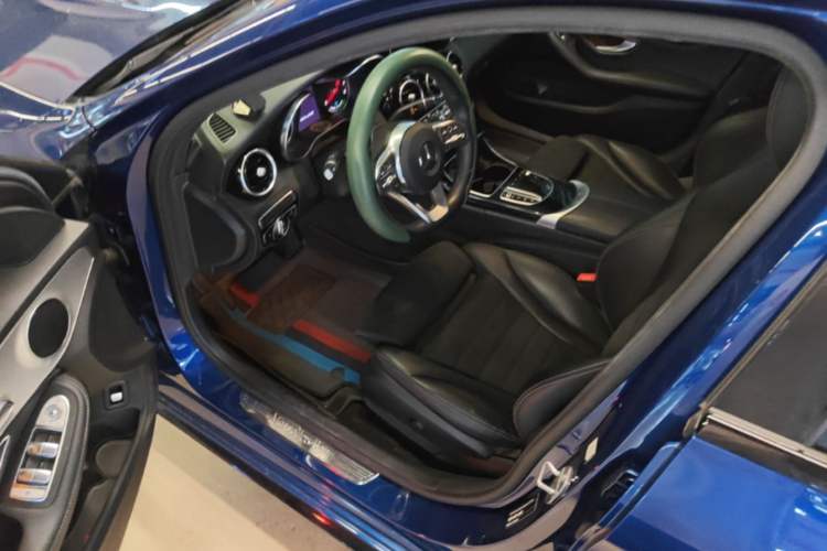 Used Mercedes-Benz C-Class 2019 C 260 Sport Edition Driver Seat