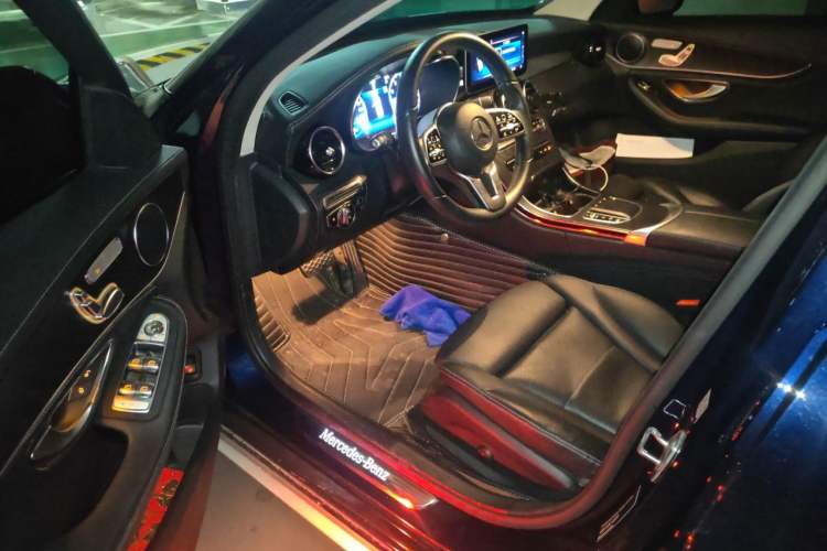 Used Mercedes-Benz C-Class 2019 C 260 L Sport Edition Driver Seat