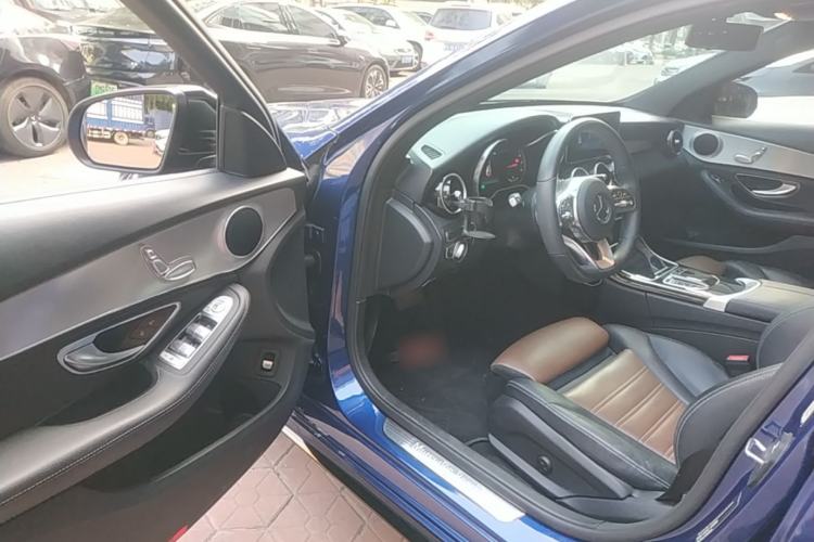 Used Mercedes-Benz C-Class 2019 C 260 Sport Edition Driver Seat