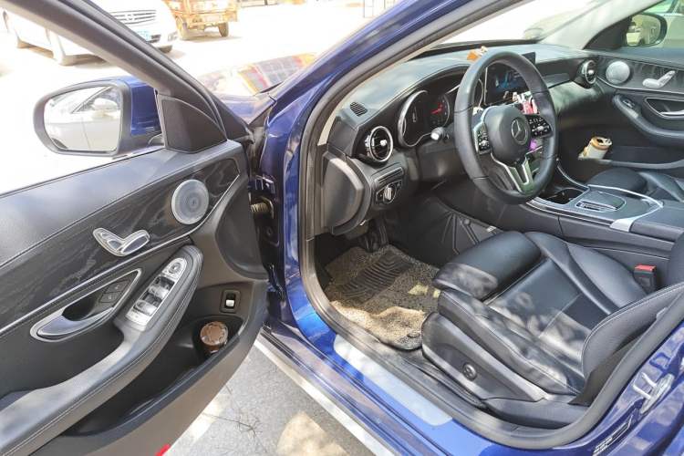Used Mercedes-Benz C-Class 2019 C 180 L Fashion Edition Sport Version Driver Seat