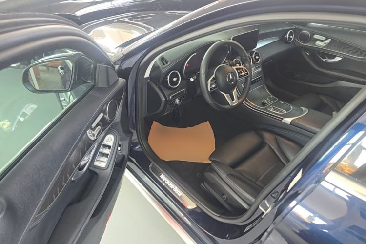 Used Mercedes-Benz C-Class 2019 Restyled C 260 L Sport Edition Driver Seat