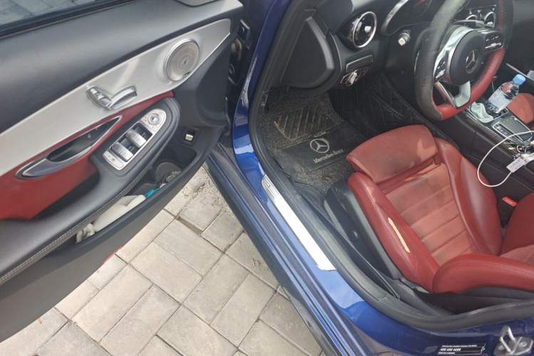 Used Mercedes-Benz C-Class 2019 C 260 Sport Edition Driver Seat