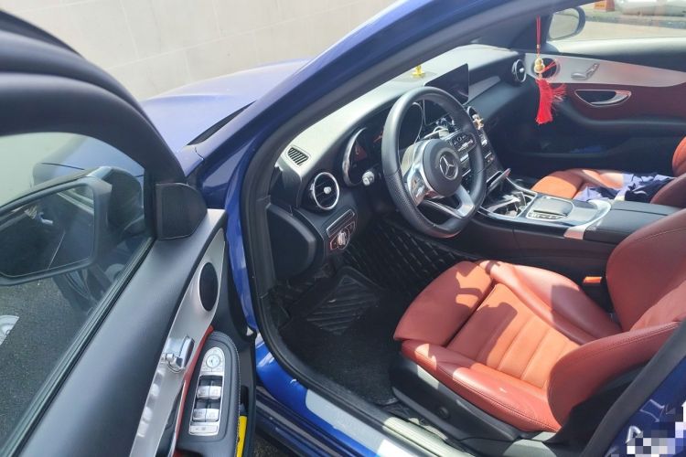 Used Mercedes-Benz C-Class 2019 C 260 Sport Edition Driver Seat