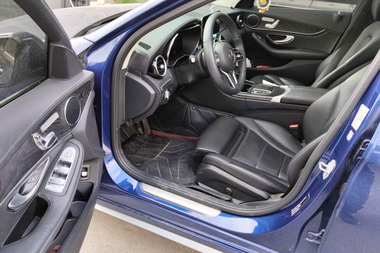 Used Mercedes-Benz C-Class 2019 Restyled C 260 L Sport Edition Driver Seat