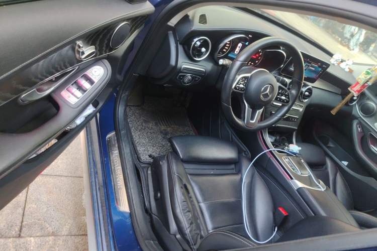 Used Mercedes-Benz C-Class 2019 C 180 L Fashion Edition Sport Version Driver Seat