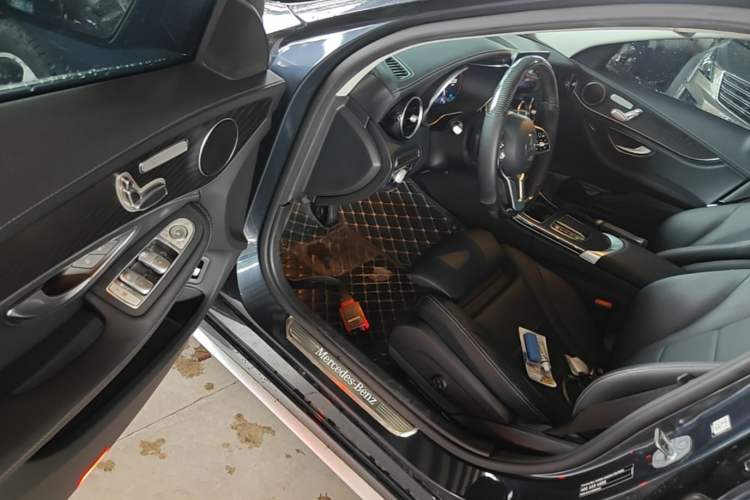 Used Mercedes-Benz C-Class 2019 Restyled C 260 L Sport Edition Driver Seat