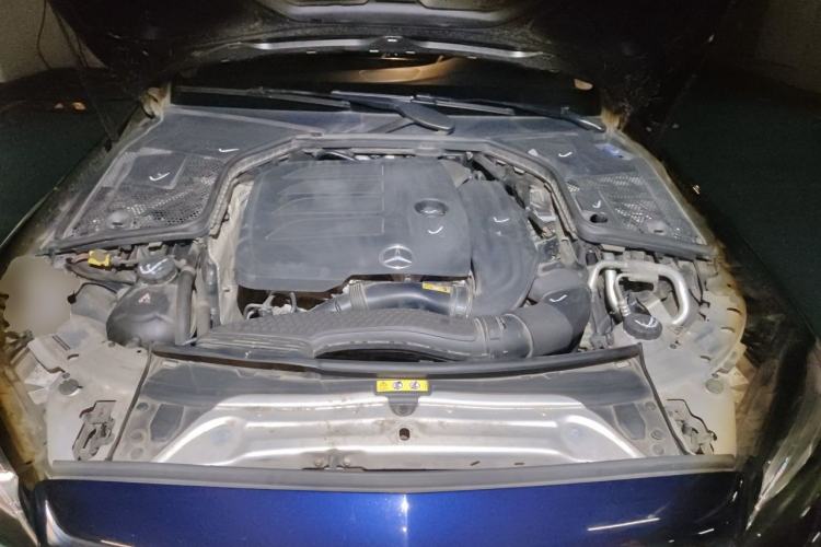 Used Mercedes-Benz C-Class 2019 C 260 Estate Engine Bay