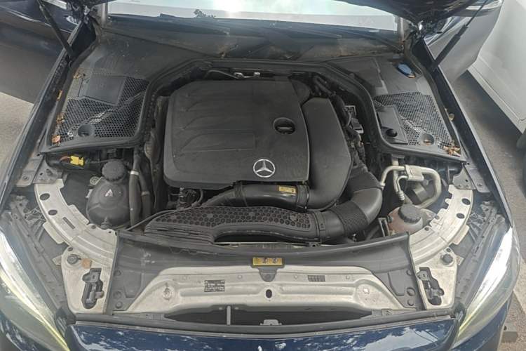 Used Mercedes-Benz C-Class 2019 C 260 L Sport Edition Engine Bay