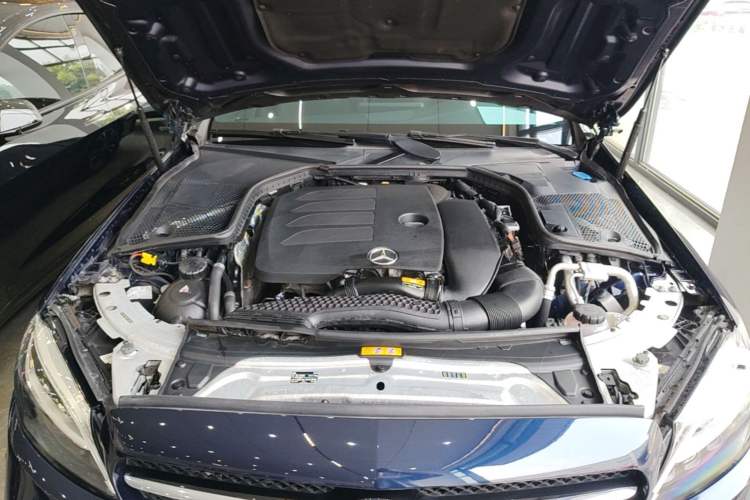 Used Mercedes-Benz C-Class 2019 C 260 Sport Edition Engine Bay