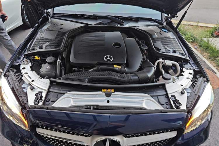 Used Mercedes-Benz C-Class 2019 C 260 Coupe Engine Bay