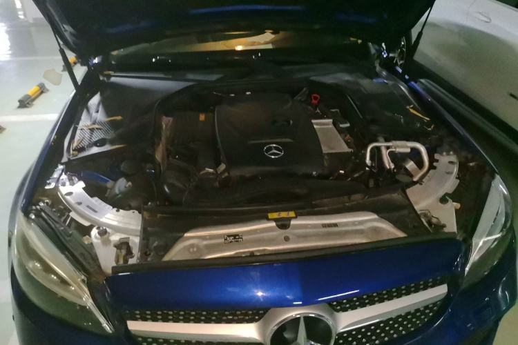 Used Mercedes-Benz C-Class 2019 C 180 L Fashion Edition Sport Version Engine Bay