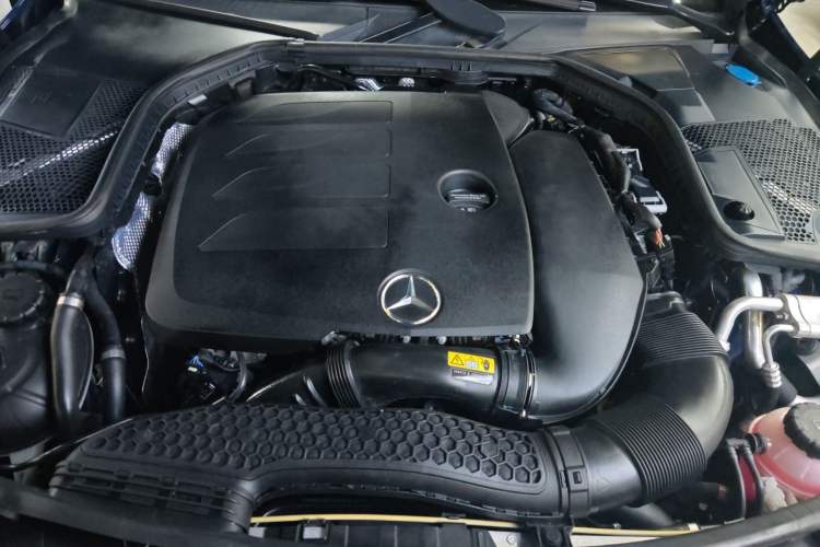 Used Mercedes-Benz C-Class 2019 C 260 L Sport Edition Engine Bay
