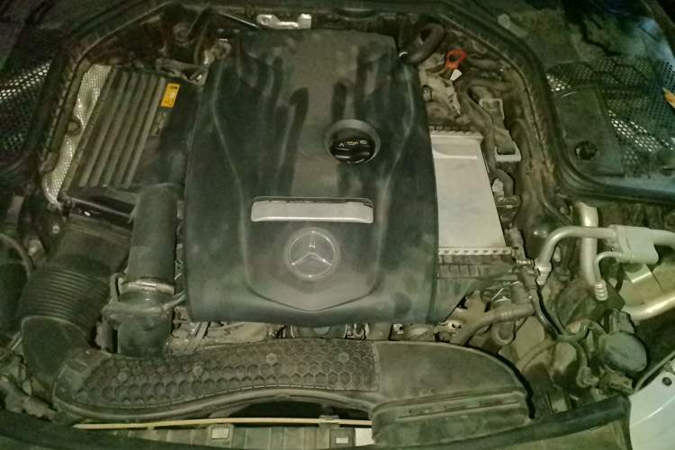Used Mercedes-Benz C-Class 2019 C 180 L Fashion Edition Sport Version Engine Bay