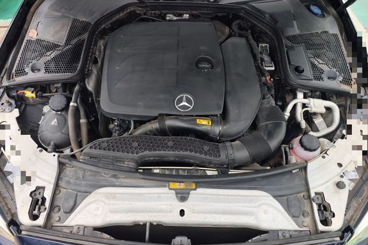 Used Mercedes-Benz C-Class 2019 C 260 Estate Engine Bay
