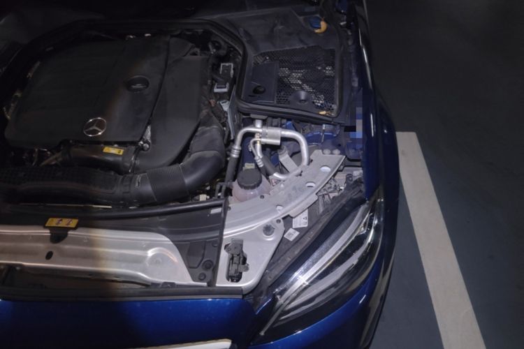 Used Mercedes-Benz C-Class 2019 C 260 Coupe Engine Bay Left