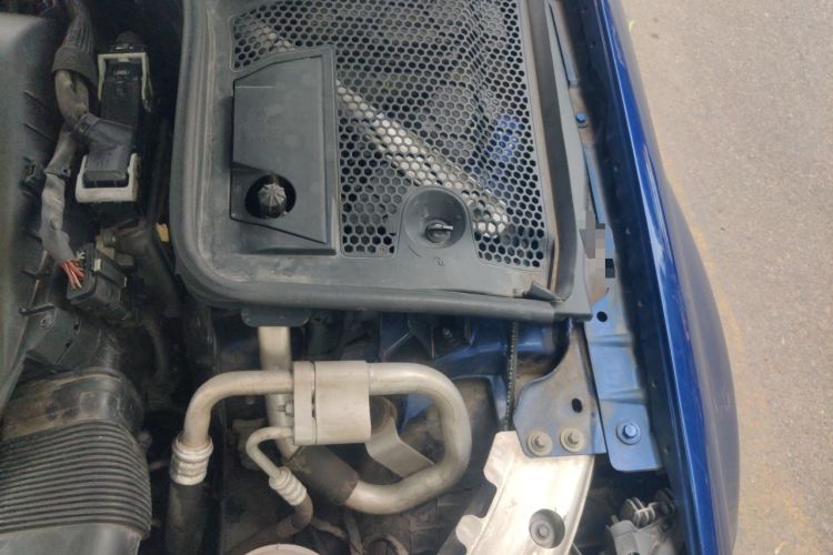 Used Mercedes-Benz C-Class 2019 C 260 Sport Edition Engine Bay Left