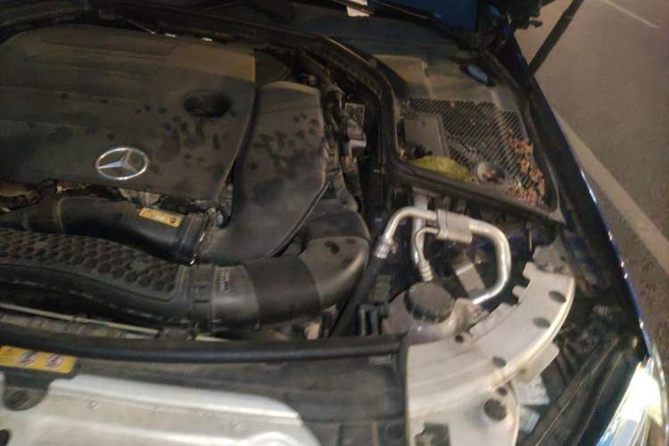 Used Mercedes-Benz C-Class 2019 C 260 Coupe Engine Bay Left