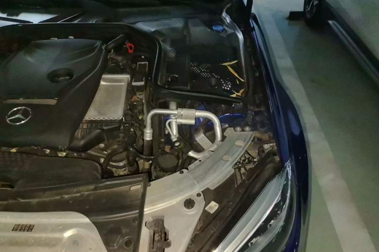 Used Mercedes-Benz C-Class 2019 C 180 L Fashion Edition Sport Version Engine Bay Left