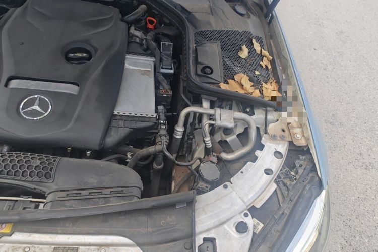 Used Mercedes-Benz C-Class 2019 C 180 L Fashion Edition Sport Version Engine Bay Left