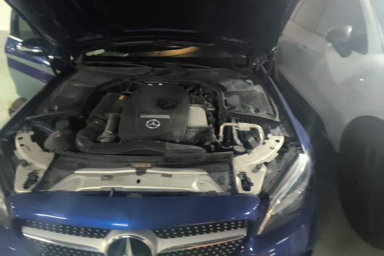 Used Mercedes-Benz C-Class 2019 C 180 L Fashion Edition Sport Version Engine Bay Left