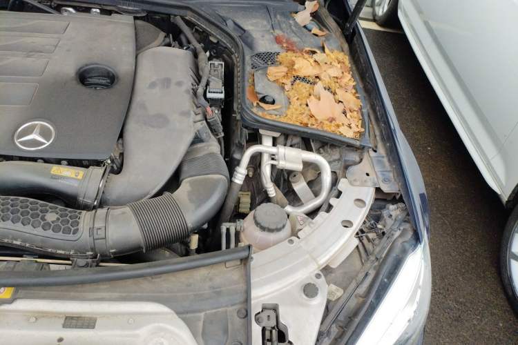 Used Mercedes-Benz C-Class 2019 Restyled C 260 L Sport Edition Engine Bay Left